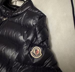 Мужская куртка Moncler (7 фото из 10)