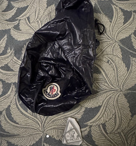Мужская куртка Moncler (8 фото из 10)
