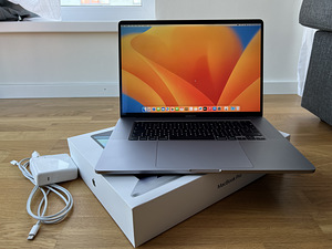 2019 Macbook Pro 16" (1 фото из 10)