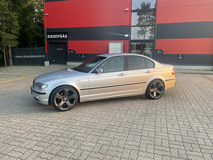 BMW 320d (2 фото из 10)