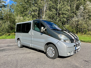 Renault Trafic 1.9 74kW 9 kohta (5 foto / 13)