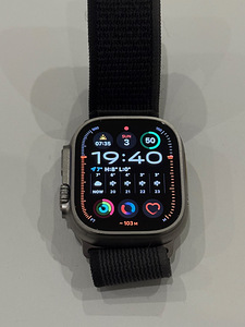 Apple Watch Ultra (1 фото из 4)