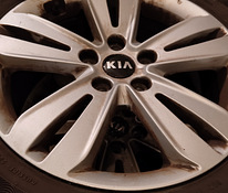 Летние шины и оригинальные литые диски Kia Sportage