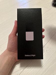 Samsung galaxy Z flip5 (4 foto / 5)