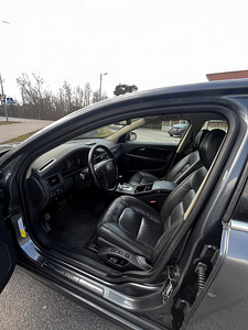 Volvo sS80 2006a. 2.4 136 kw (8 foto / 12)