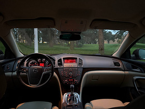 Opel Insignia Sports Tourer SW 4x4 (8 foto / 13)