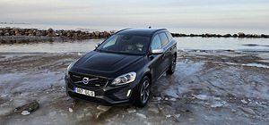 Volvo XC60 R Design 158KW (1 foto / 14)