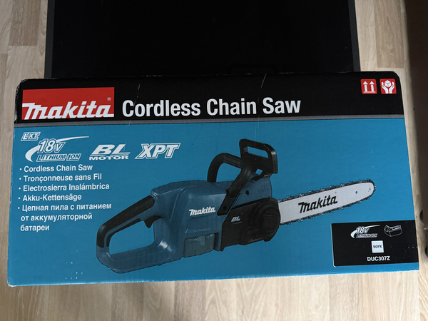 Цепная пила Makita