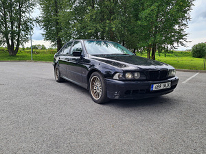 БМВ 530 (5 фото из 8)