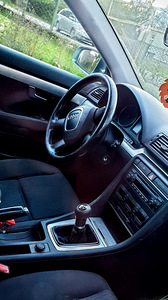 Audi A4 2005 2.0 TDI (2 foto / 3)