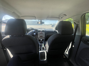 Ford Focus 1.6 80kw tdi. Manual. (3 foto / 9)