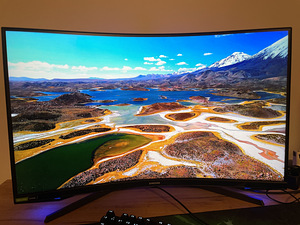 Samsung Odyssey G7 32’ 240hz (1 foto / 2)