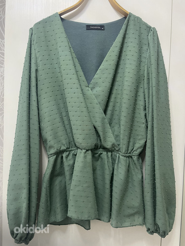 Зеленая блузка (фото #1)