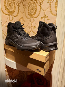 ADIDAS TERREX AX4 MID GORE-TEX meeste tossud (2 foto / 3)