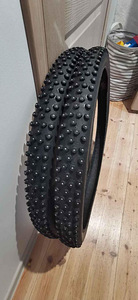 2x Naastrehv Schwalbe Ice Spiker Pro 29x2.25 (300km sõitnud) (1 foto / 5)