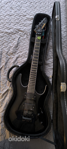 Elektrikitarr Edwards.