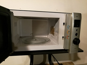 Mikrolaineahi Electrolux EMS2040 grilliga 20l (4 foto / 4)