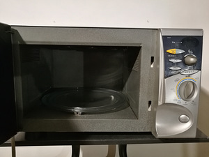 Mikrolaineahi Moulinex Symbio Ultigrill (2 foto / 4)