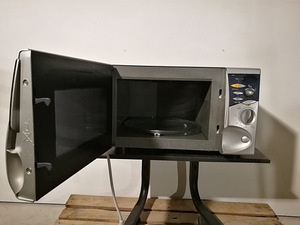 Mikrolaineahi Moulinex Symbio Ultigrill (3 foto / 4)