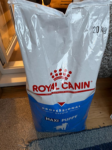Koeratoit Royal Canin Maxi Puppy 20 kg (2 foto / 3)