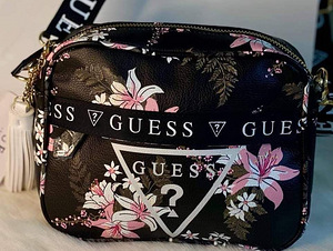 Новая сумочка Guess (6 фото из 6)
