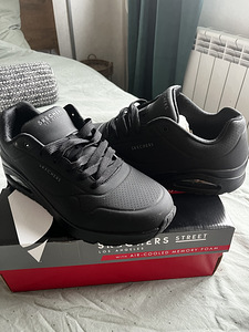 Skechers UNO - Tossud - black 44 (2 foto / 2)
