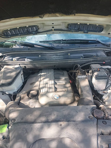 BMW x5 (4 фото из 12)