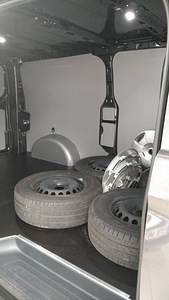 Suverehv Bridgestone R16C (2 foto / 5)
