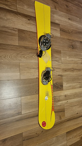Продается Burton Factory prime 6.0 ретро сноуборд 160см (4 фото из 9)