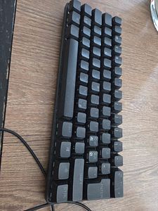 Продается Steelseries Apex 9 Mini игровая RGB клавиатура (6 фото из 8)