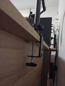 Dual 15 -32-Inch Monitori jalg. (4 foto / 4)