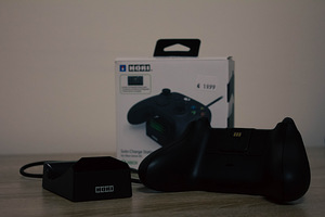 Xbox Series X | 2 Pulti (3 foto / 3)