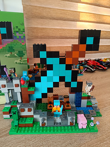 Lego Minecraft 21244 Мечевой аванпост (2 фото из 4)