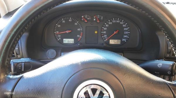 Volkswagen Passat 2.8 142kW (фото #5)