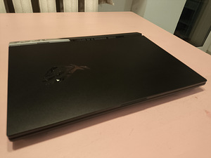 Asus ROG G15 AMD Advantage Edition (1 foto / 4)