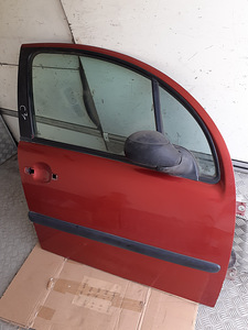 CITROEN C3 uks,udutuled,pesurid,kaitselistud (1 foto / 4)