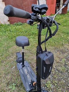 Elektritõukeratas Ultron 2-Drive T11- PRO (1 foto / 7)