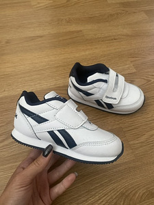 Новые кроссовки Reebok (1 фото из 1)