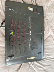 Müüa vigane MSI GT72 2QD dominator (2 foto / 3)