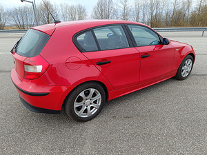 BMW 116i Sport (6 foto / 13)