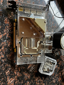 RX 480 8gb koos veejahutusega ja AM4 veeplokkiga (2 foto / 4)