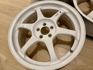 Белые диски SSR Type C 17x7.5 (2 фото из 7)