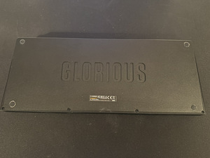 Glorious GMMK Pro + Polycarbonate Switch Plate (5 фото из 7)