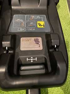 Joie i-Gemm 2, turvahäll 40-85cm + isofix alus (2 foto / 4)