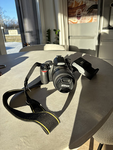 Nikon d3100 (2 foto / 4)