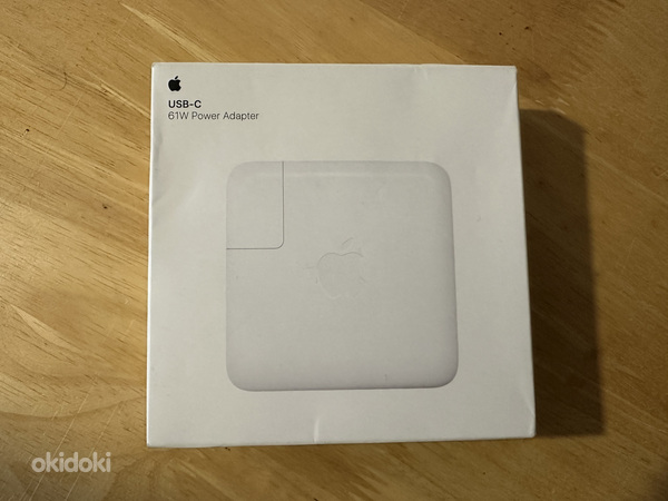 Адаптер питания Apple 61W USB-C (фото #2)