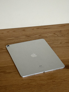 Apple iPad Pro (12.9-inch) 256 Gb (3 foto / 6)