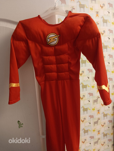 Supermani ja Flashi kostüüm. (foto #1)