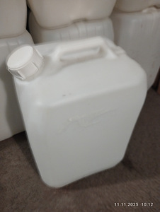 30 l paksud kanistrid. (3 foto / 5)