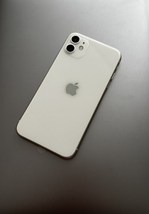 iPhone 11 64GB White (1 foto / 4)
